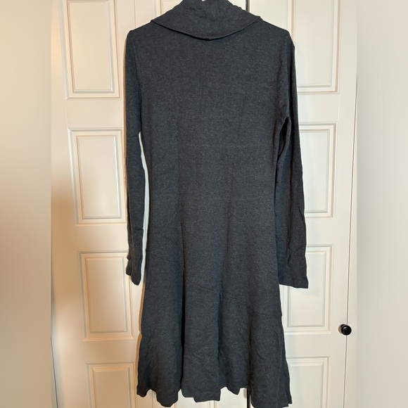 Banana Republic sweater dress, fit & flare, Sz L - Picture 4 of 8